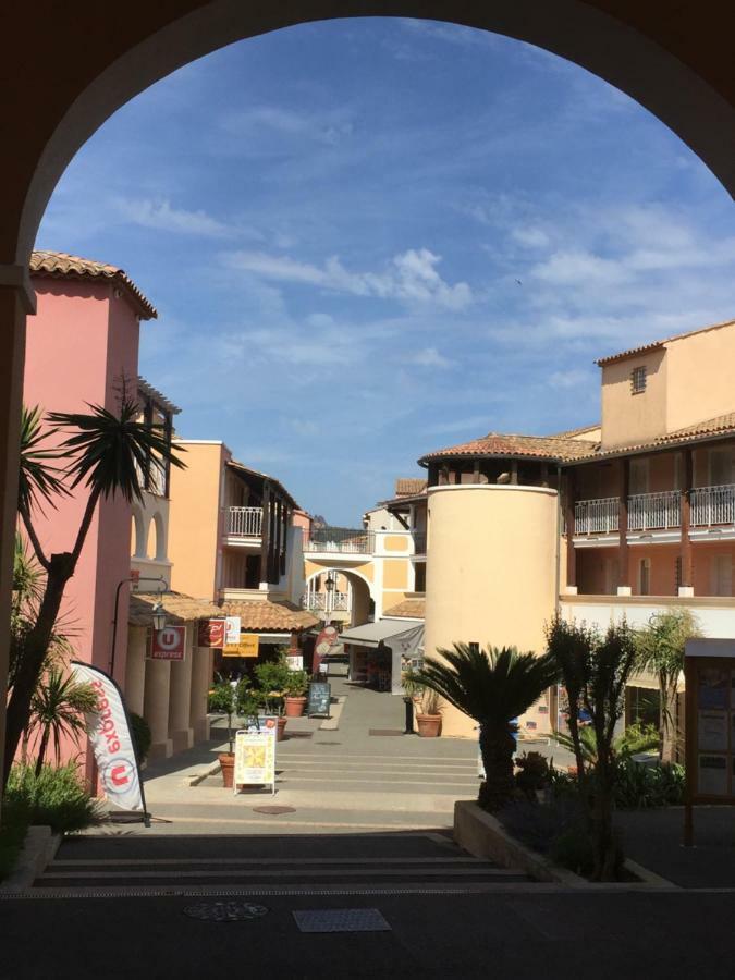 Studio Cap Esterel Saint-Raphael  Ngoại thất bức ảnh